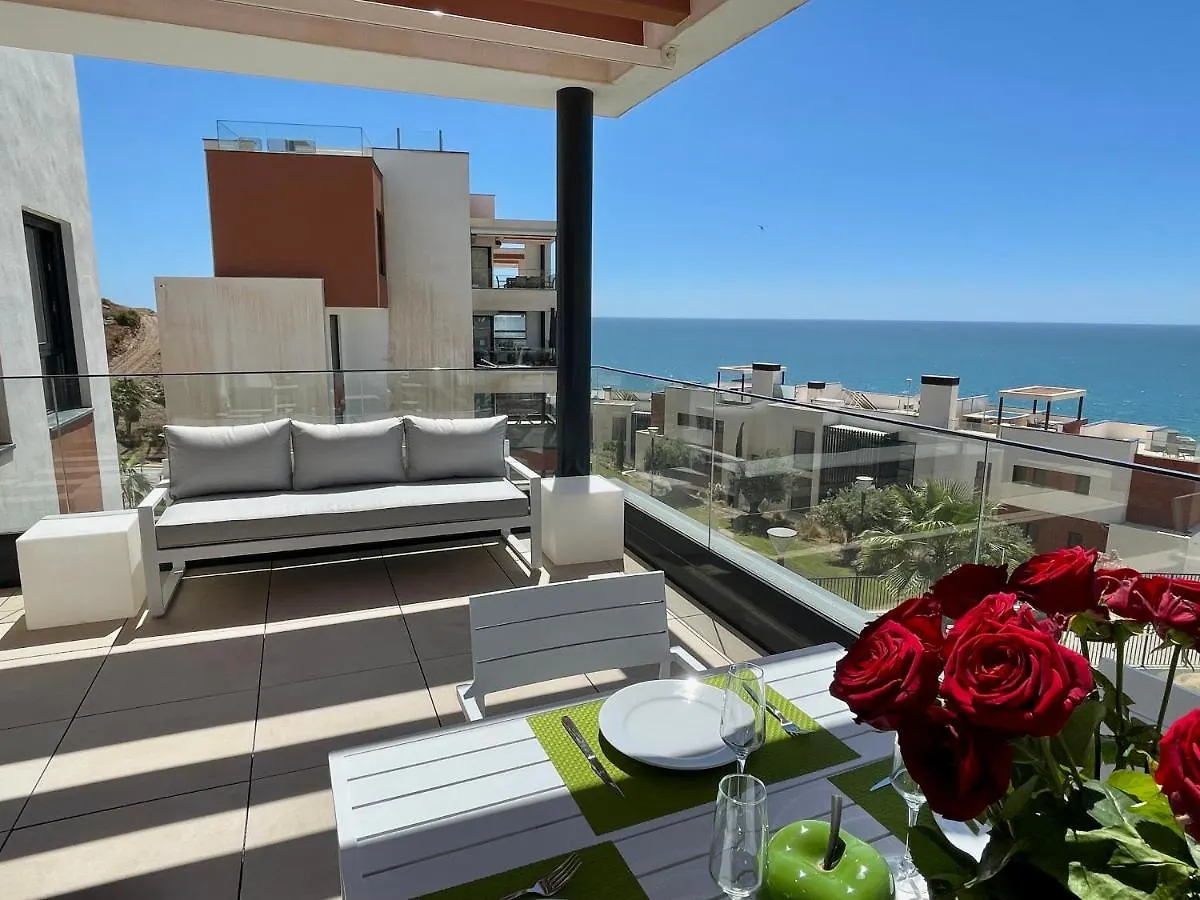 Luxury 3 Bedroom Penthouse Fuengirola 0*,  Spanje