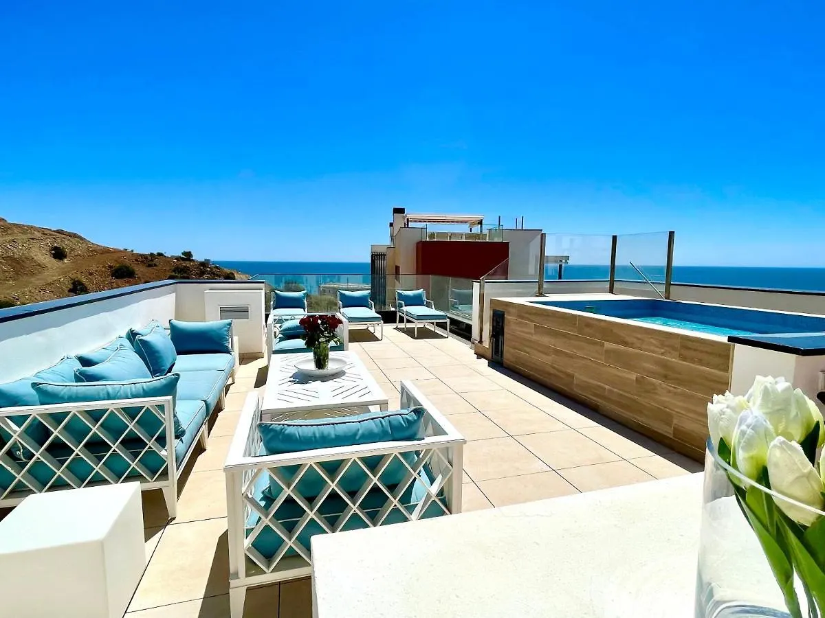 Luxury 3 Bedroom Penthouse Fuengirola Appartamento