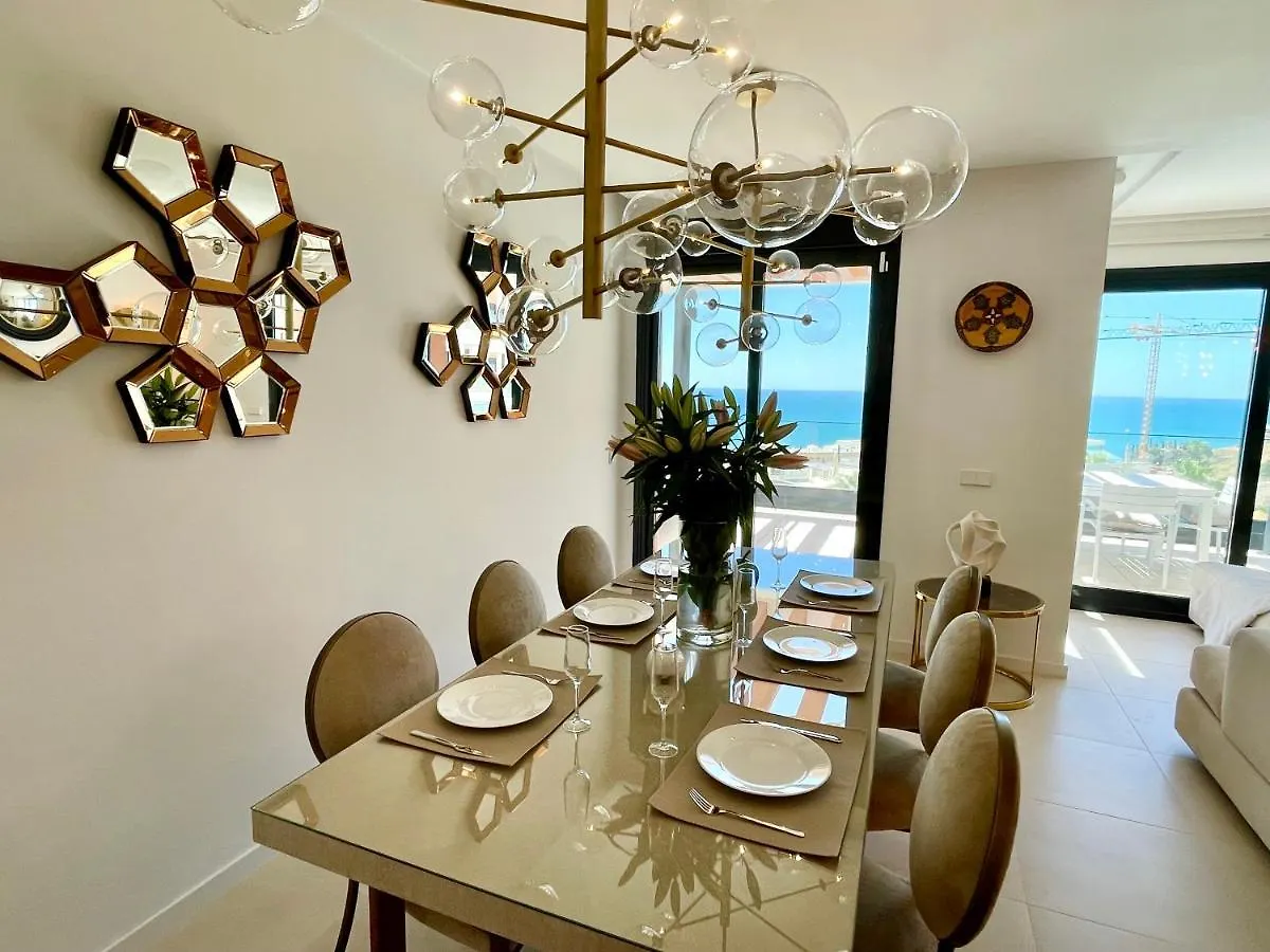 Appartamento Luxury 3 Bedroom Penthouse Fuengirola Spagna